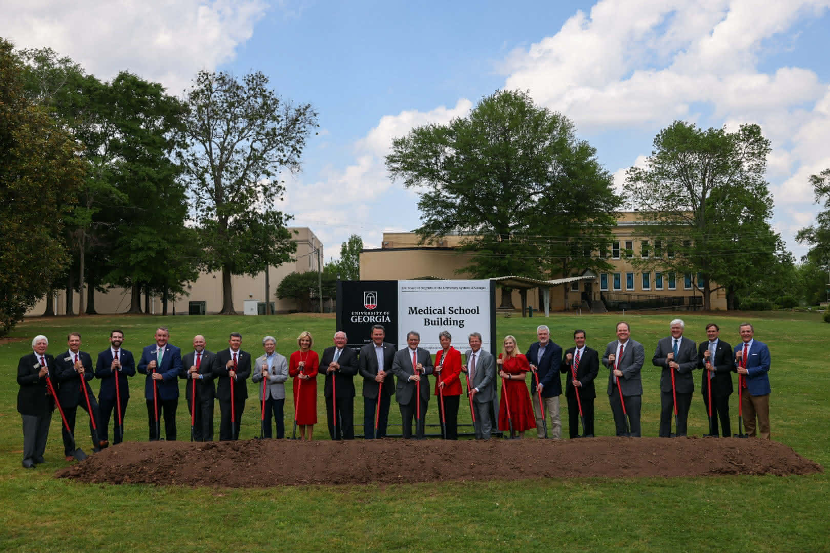 UGA officials and state dignitaries mark the groundbreaking of the new medical education and research building for the School of Medicine on the Health Sciences Campus.